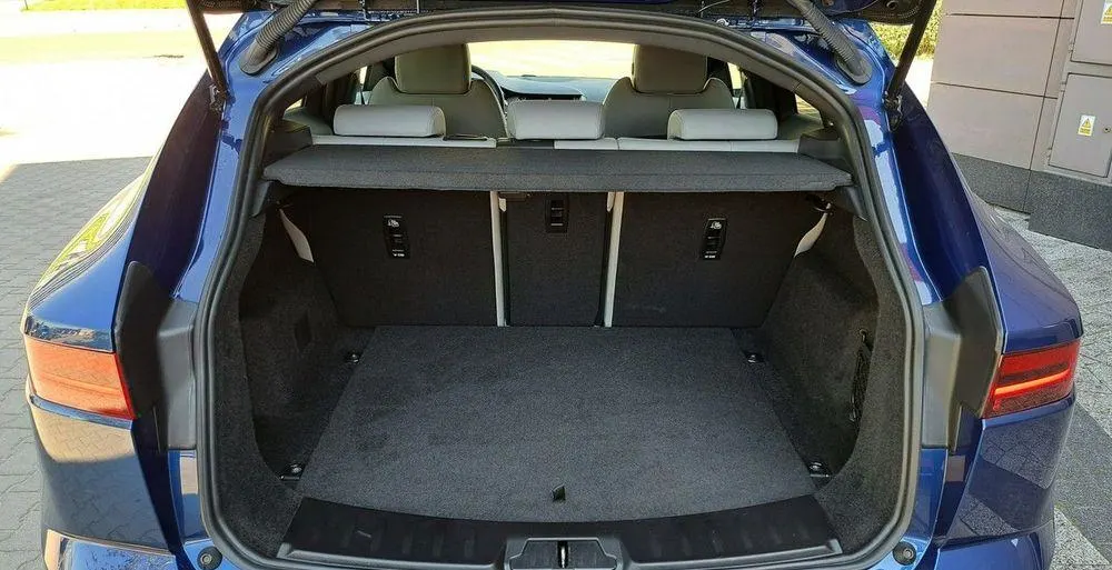 Jaguar E-Pace E-Pace 2.0 P200 mHEV AWD R-Dynamic S