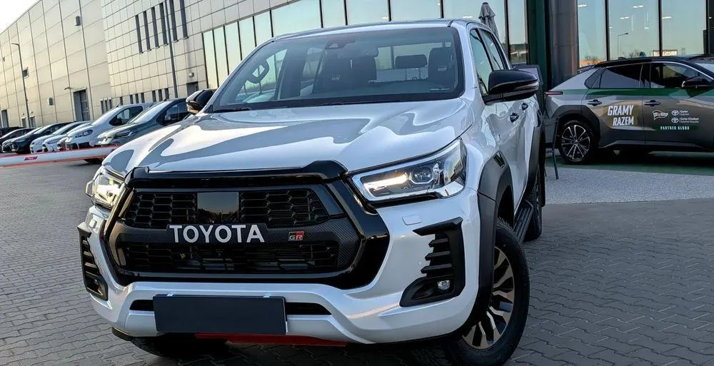 Toyota Hilux Hilux 2.8 D-4D Double Cab GR Sport 4x4 aut