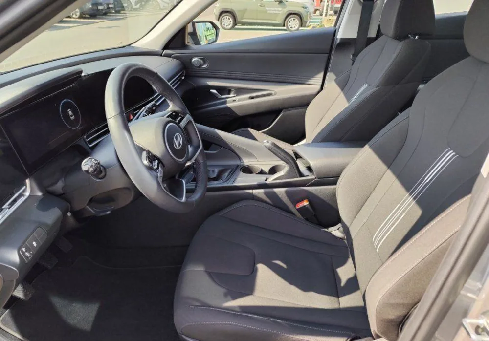 Hyundai Elantra Elantra 1.6 Smart
