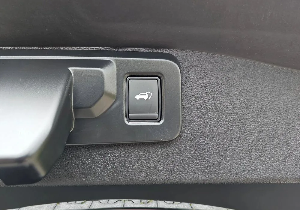 Renault Austral Austral 1.2 E-Tech Full Hybrid 200 Iconic MMT