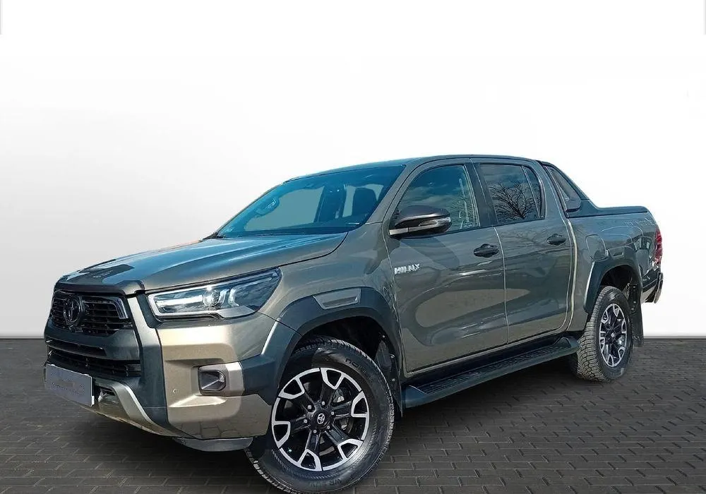 Toyota Hilux Hilux 2.8 D-4D Double Cab Invincible Sport 4x4 aut
