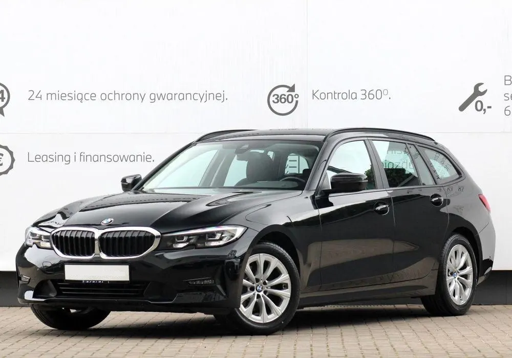 BMW Seria 3 320d xDrive Advantage aut