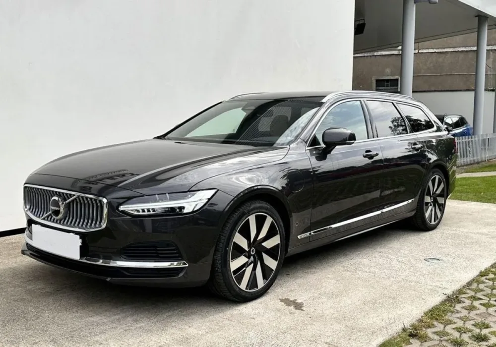Volvo V90 V90 T6 AWD Plug-In Hybrid Plus Bright aut