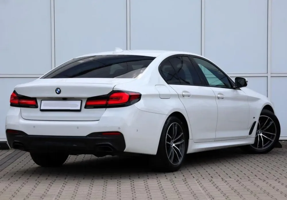 BMW Seria 5 518d mHEV aut