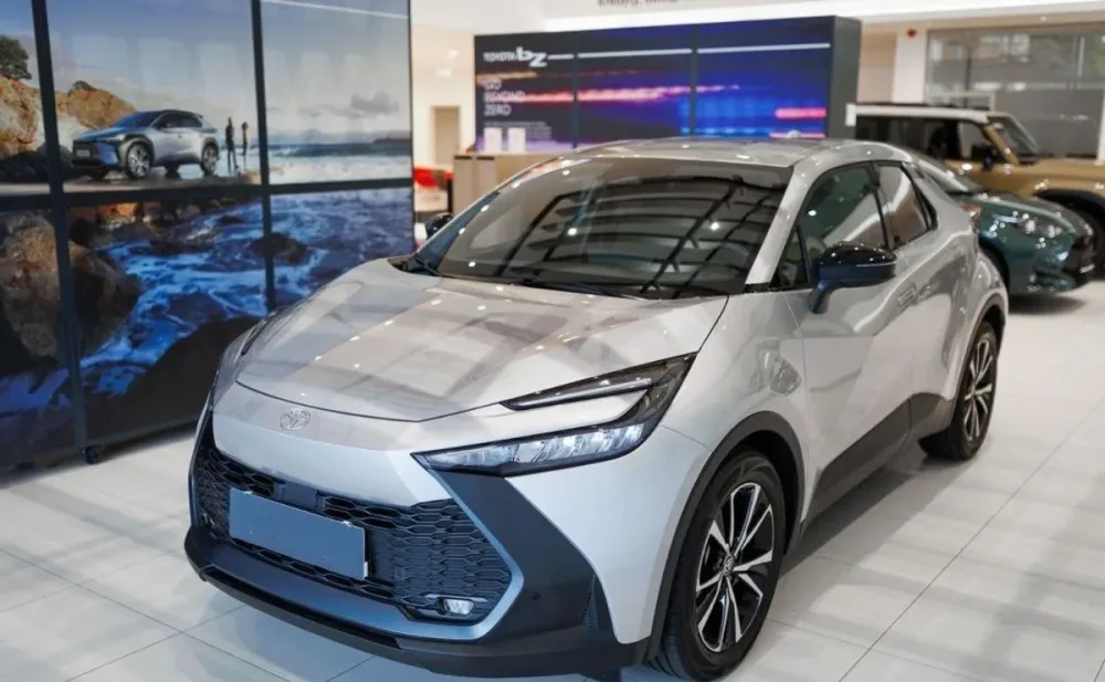 Toyota C-HR C-HR 1.8 Hybrid Style