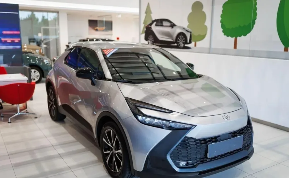 Toyota C-HR C-HR 1.8 Hybrid Style