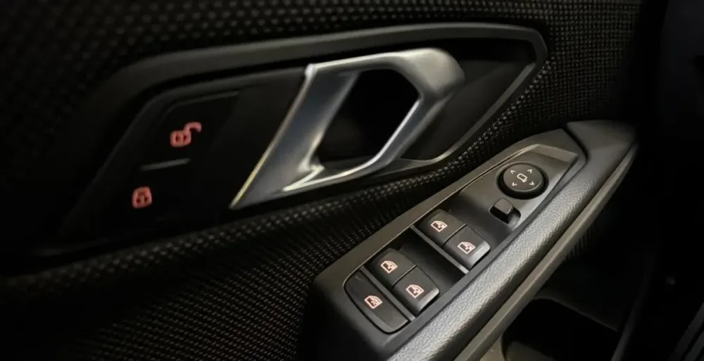 BMW Seria 3 318d mHEV aut