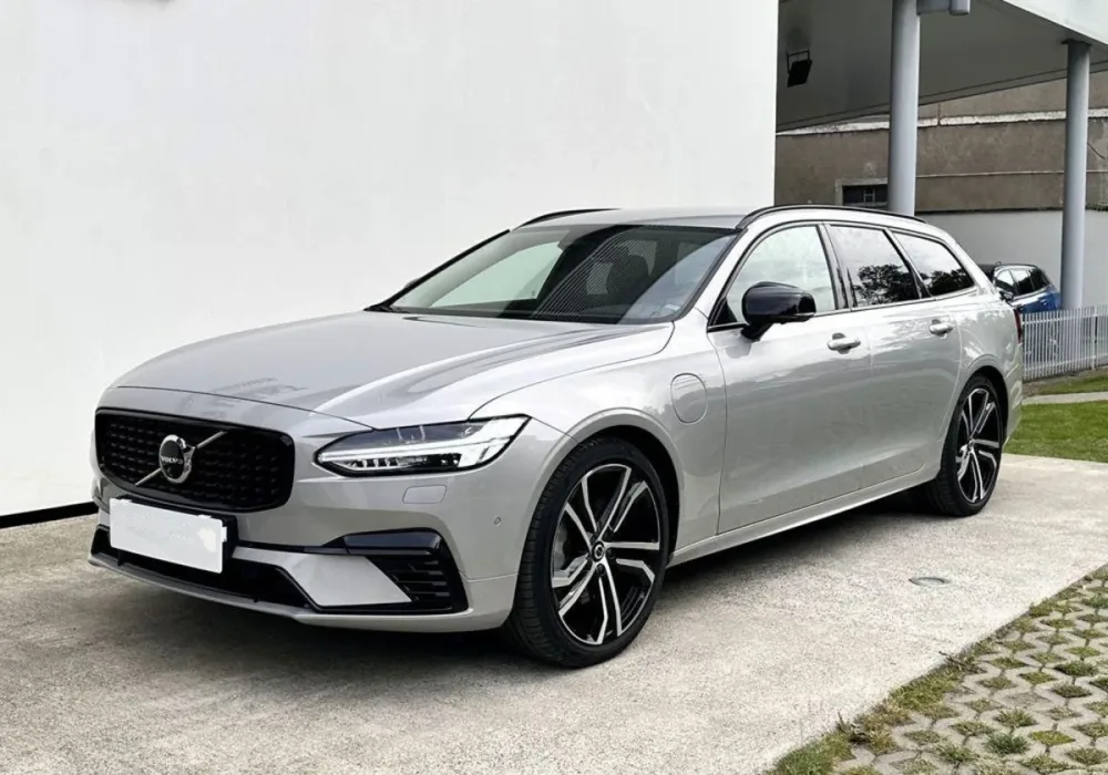 Volvo V90 T6 AWD Plug-In Hybrid Plus Bright aut