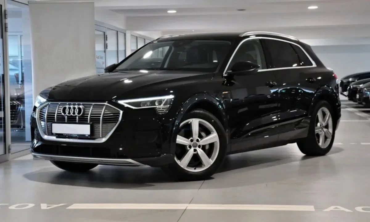 Audi e-tron 