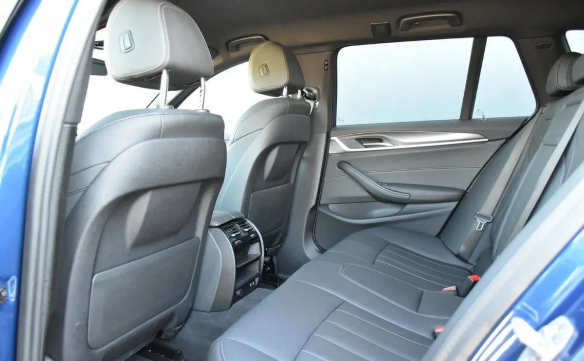BMW Seria 5 520d xDrive mHEV M Sport sport-aut