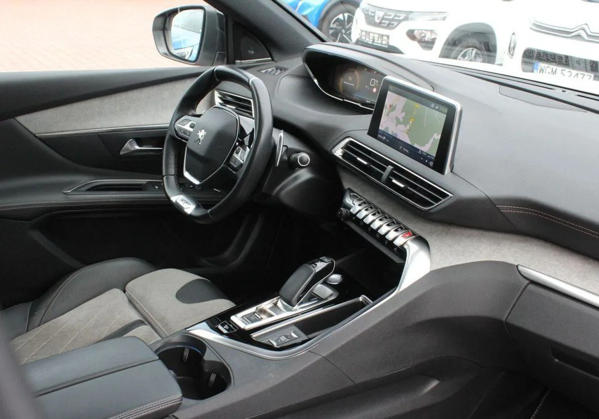 Peugeot 3008 3008 1.6 PureTech Hybrid4 PHEV GT S&S EAT8