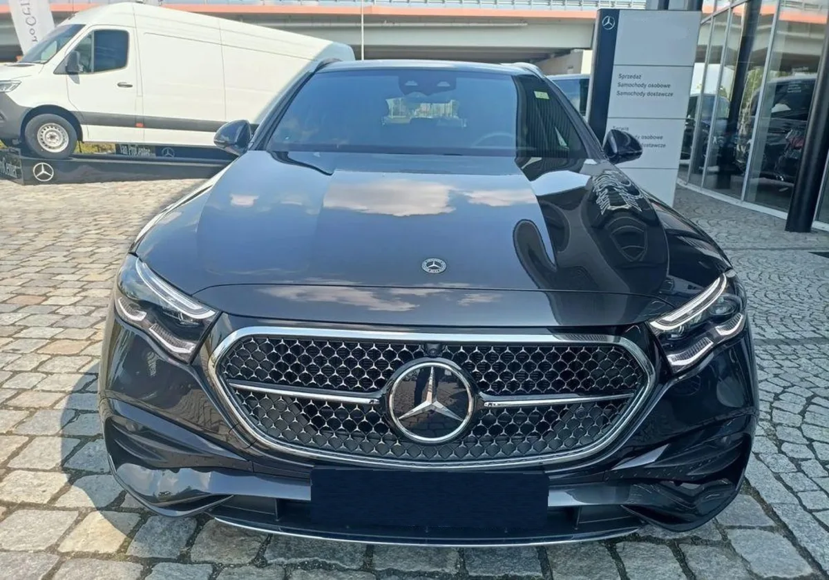 Mercedes-Benz Klasa E E 300 e PHEV AMG 9G-Tronic