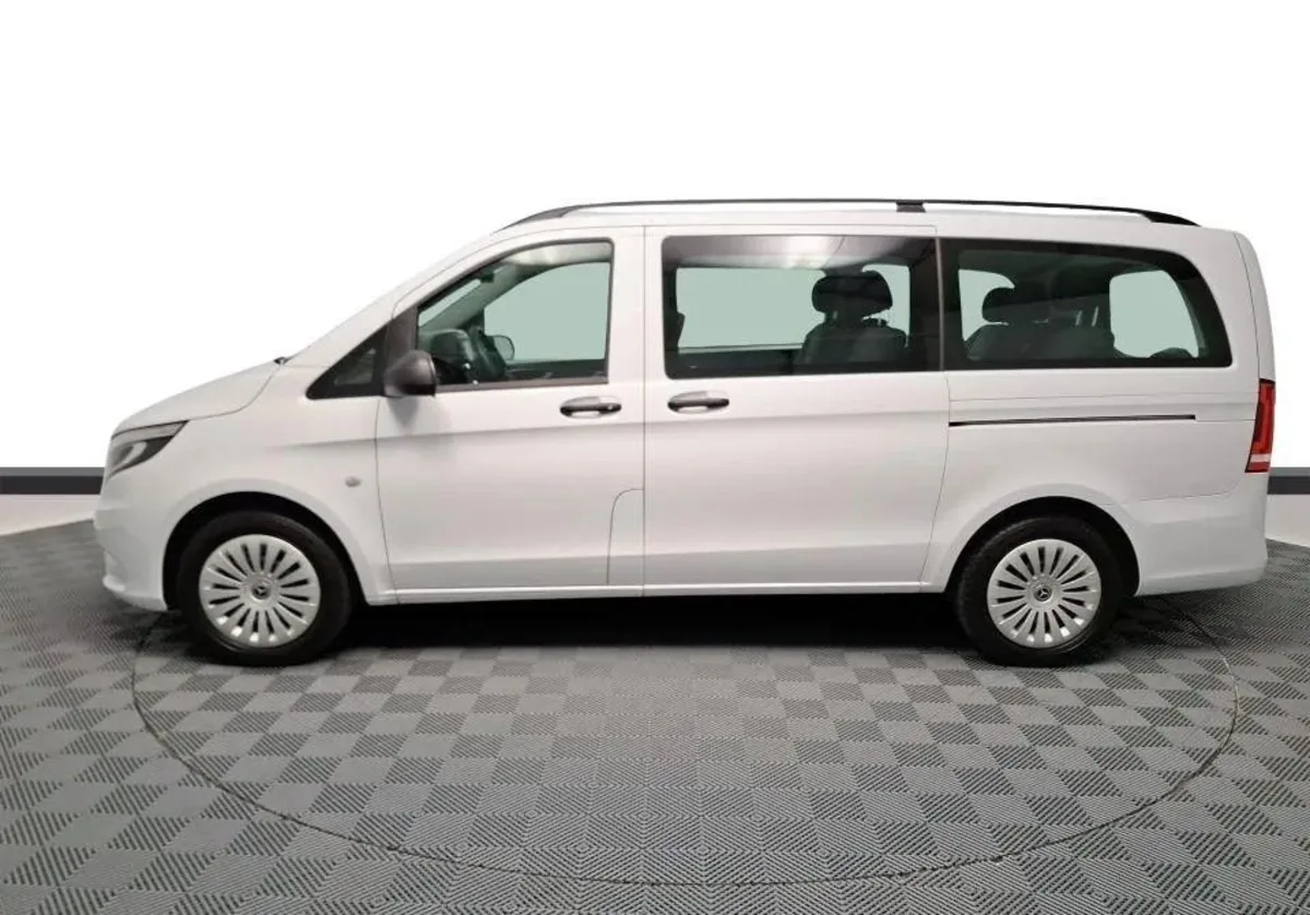 Mercedes-Benz Vito Vito Tourer 114 CDI L2 Pro 9G-Tronic 447.703