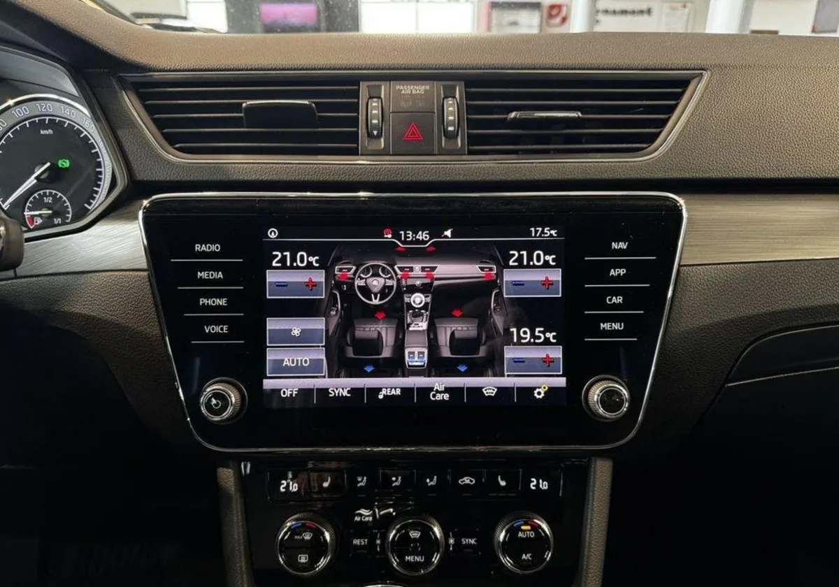 Skoda Superb Superb 2.0 TDI Style DSG