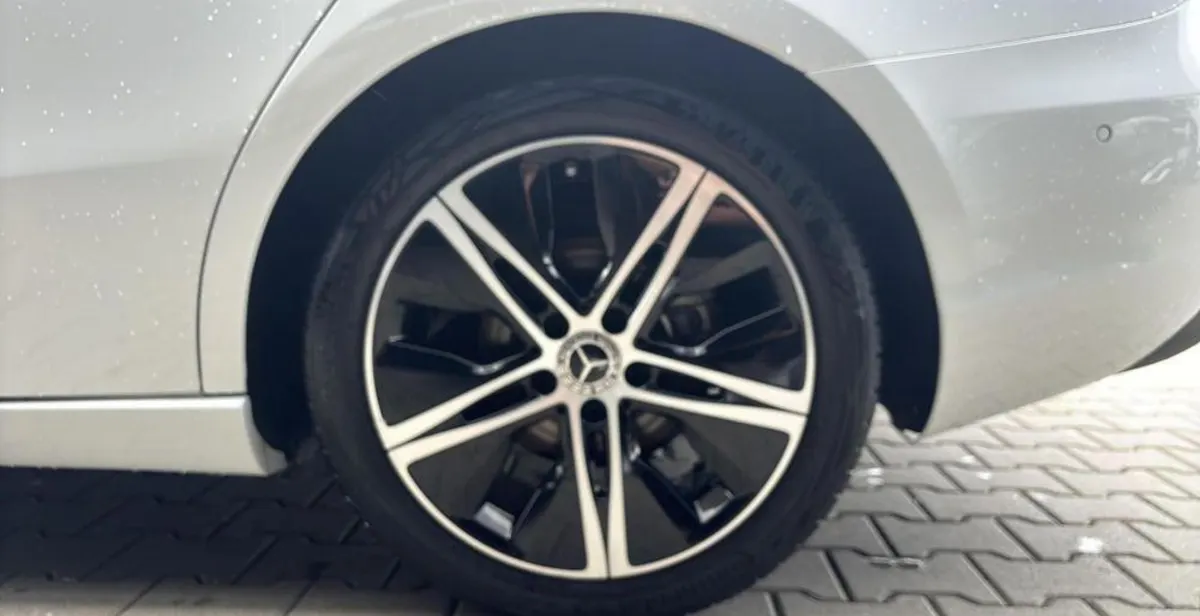 Mercedes-Benz Klasa A A 200 d Progressive 8G-DCT