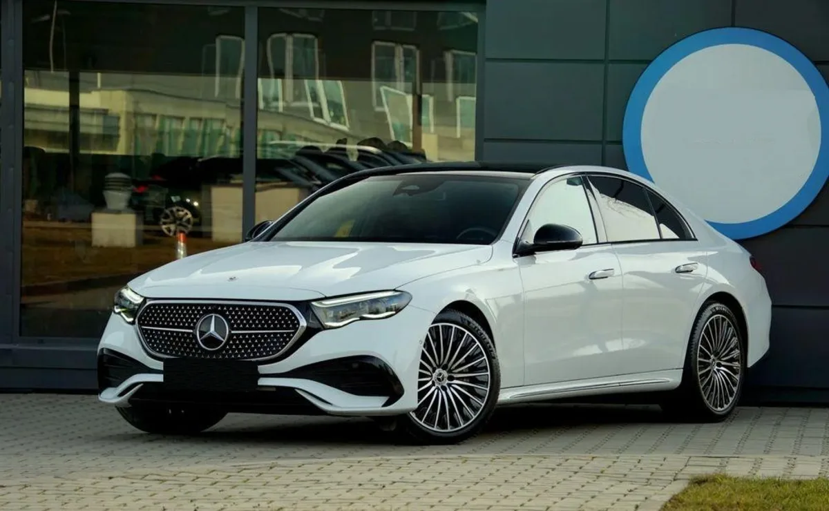 Mercedes-Benz Klasa E E 220 d mHEV 4-Matic AMG 9G-Tronic