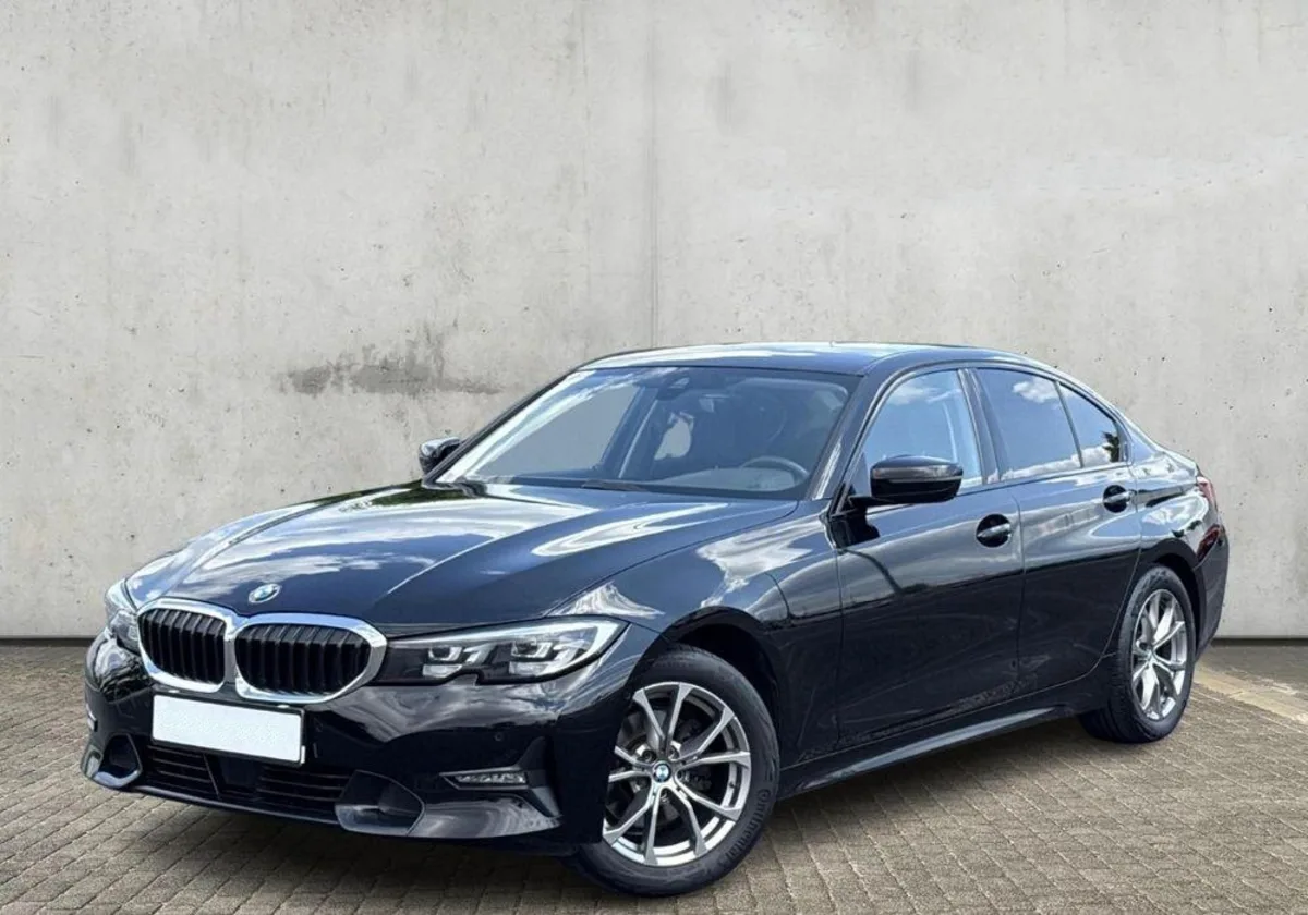 BMW Seria 3 320i Sport Line aut