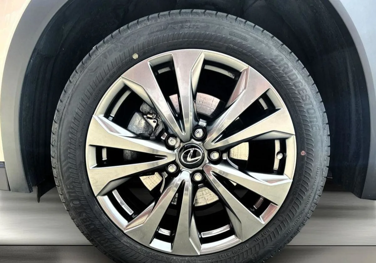 Lexus UX UX 250h GPF F Sport Design 2WD