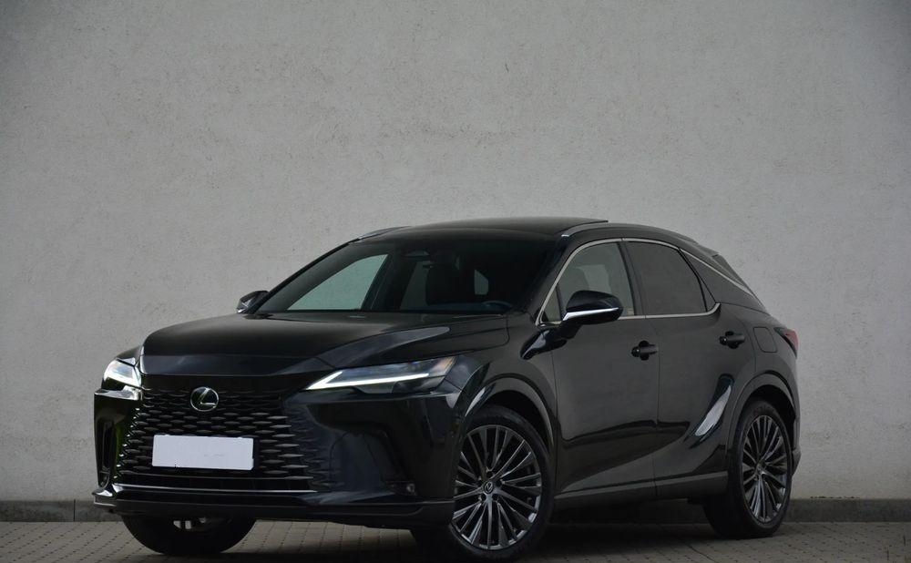 Lexus RX RX 450h+ Omotenashi
