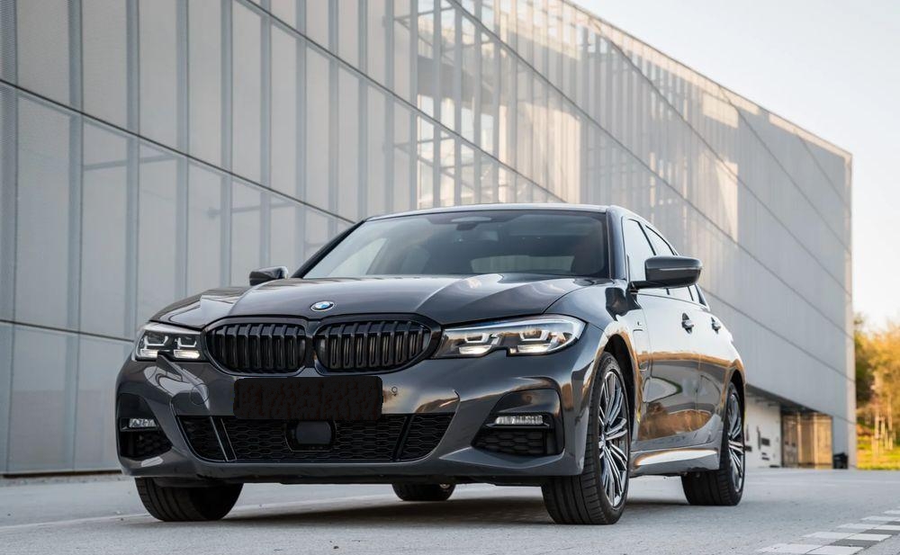 BMW Seria 3 330e xDrive M Sport sport-aut