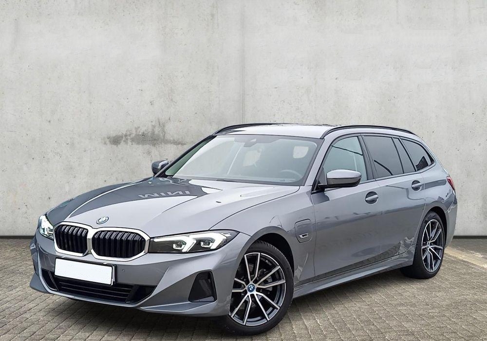 BMW Seria 3 330e aut