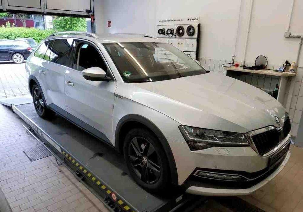 Skoda Superb Superb 2.0 TDI SCR 4x4 Scout DSG