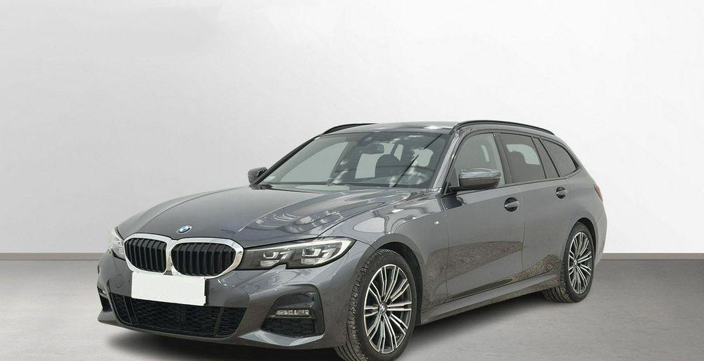 BMW Seria 3 320i aut