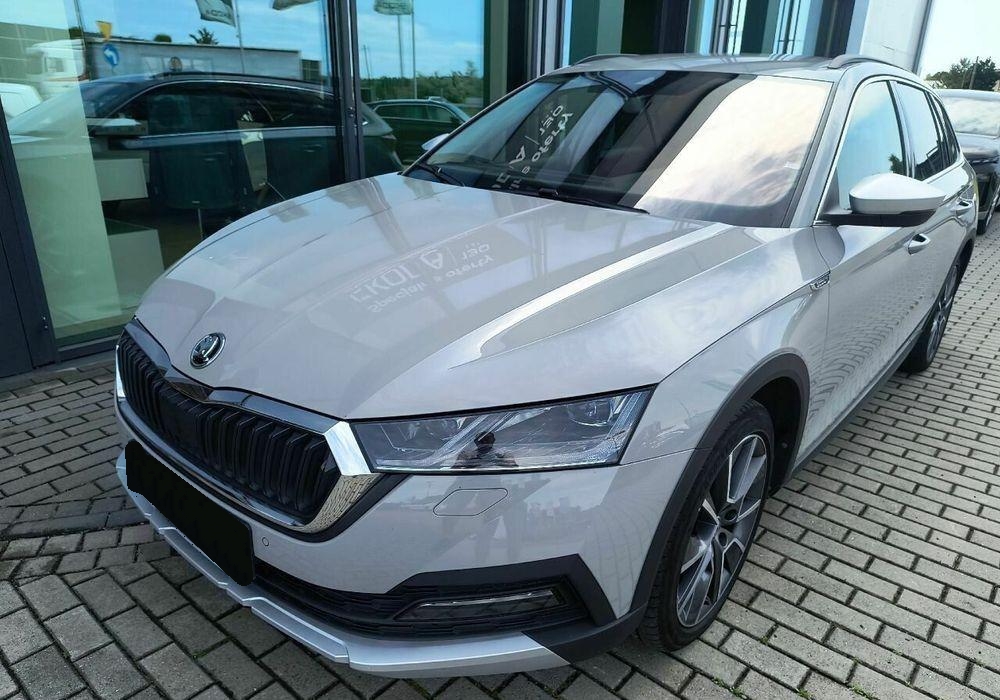 Skoda Octavia Octavia 2.0 TDI 4x4 Scout DSG