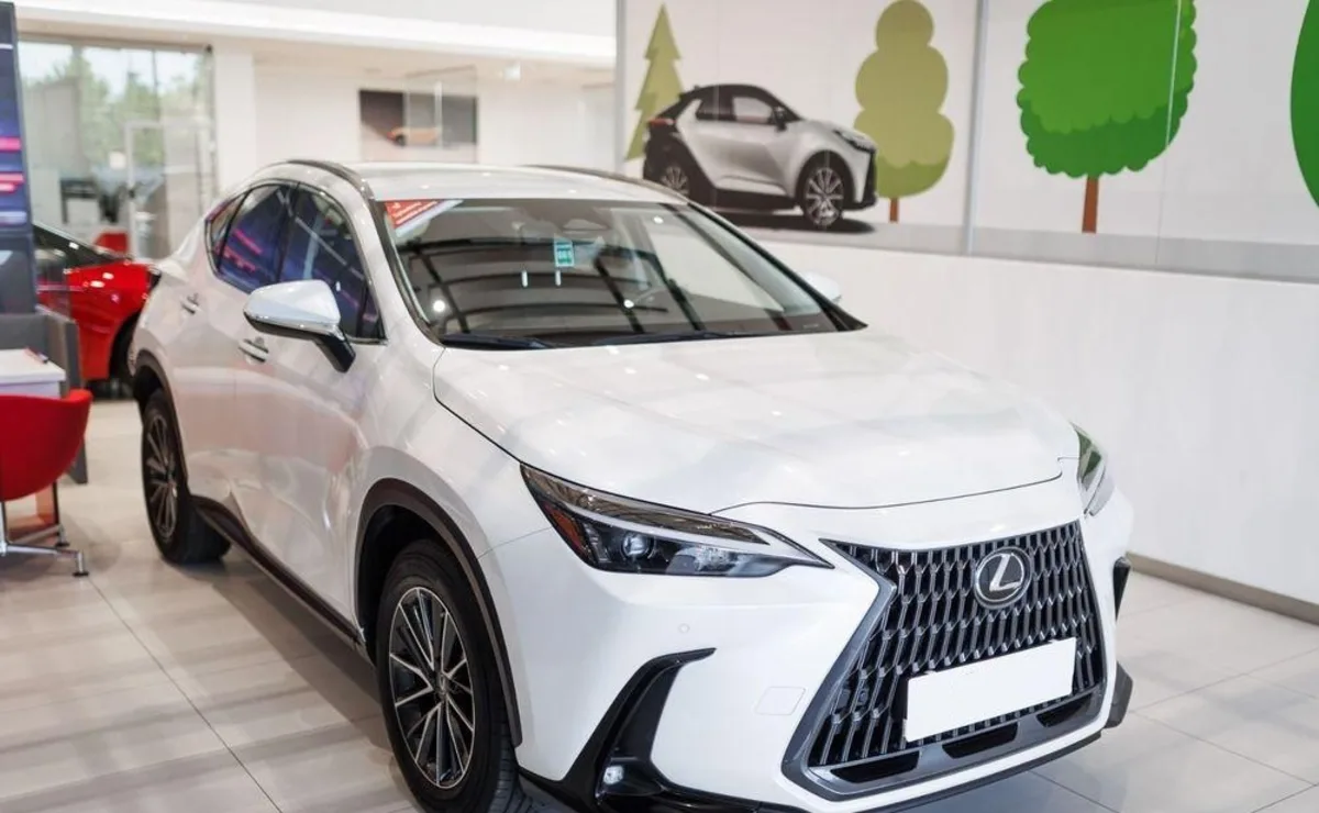 Lexus NX NX 450h+ Prestige AWD