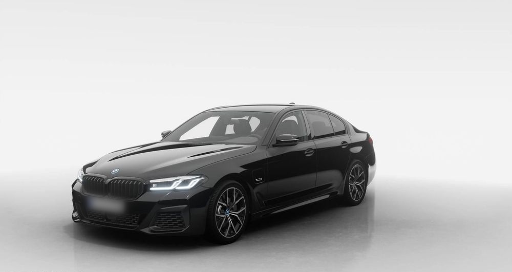 BMW Seria 5 530e xDrive M Sport sport-aut
