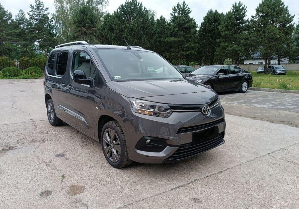 Toyota Proace City Proace City Verso 1.2 D-4T Family Aut.