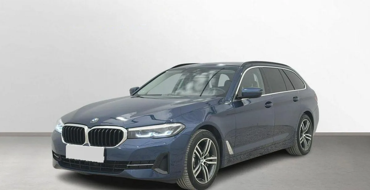 BMW Seria 5 530i xDrive mHEV aut