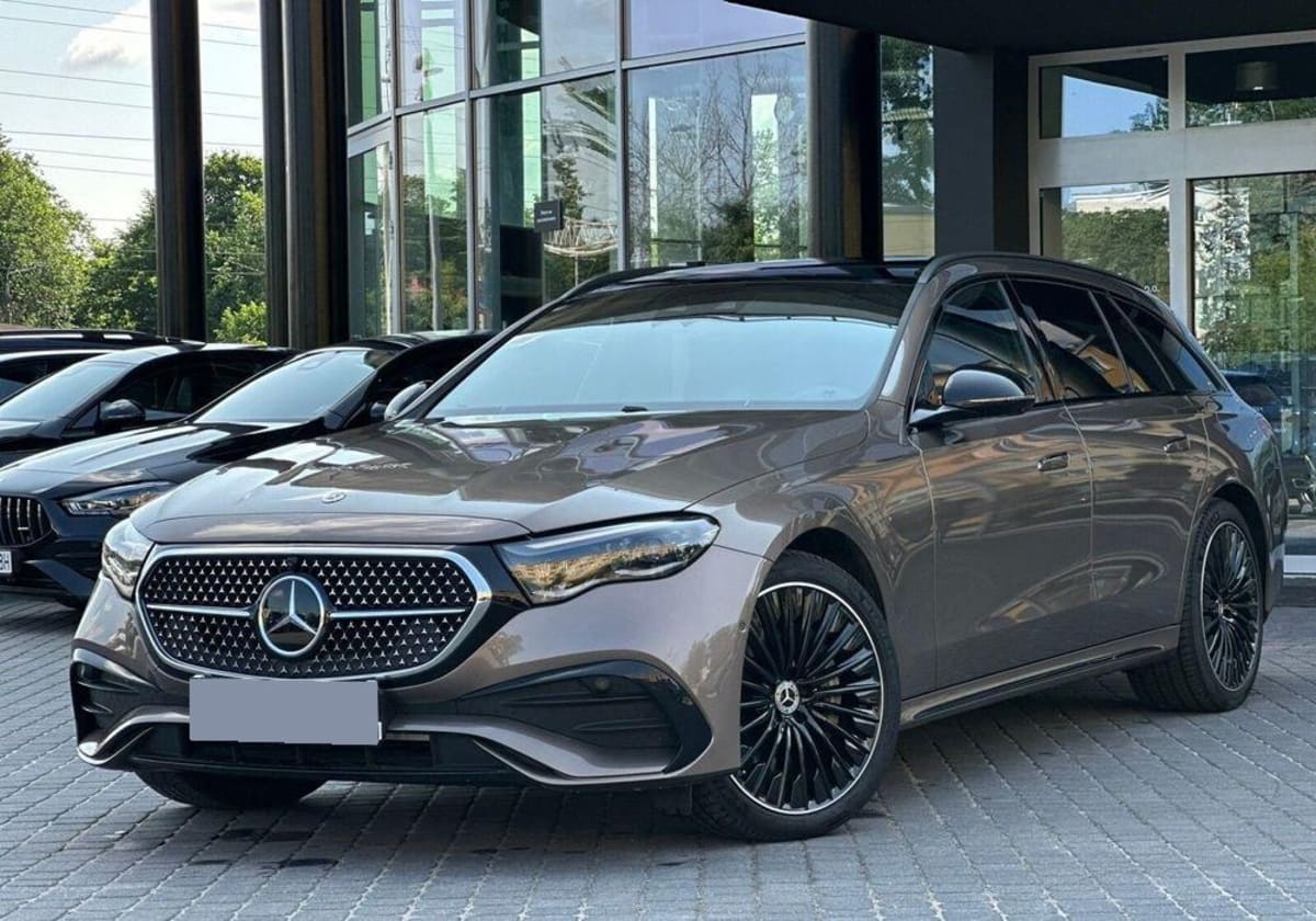 Mercedes-Benz Klasa E E 300 de PHEV 4-Matic AMG 9G-Tronic