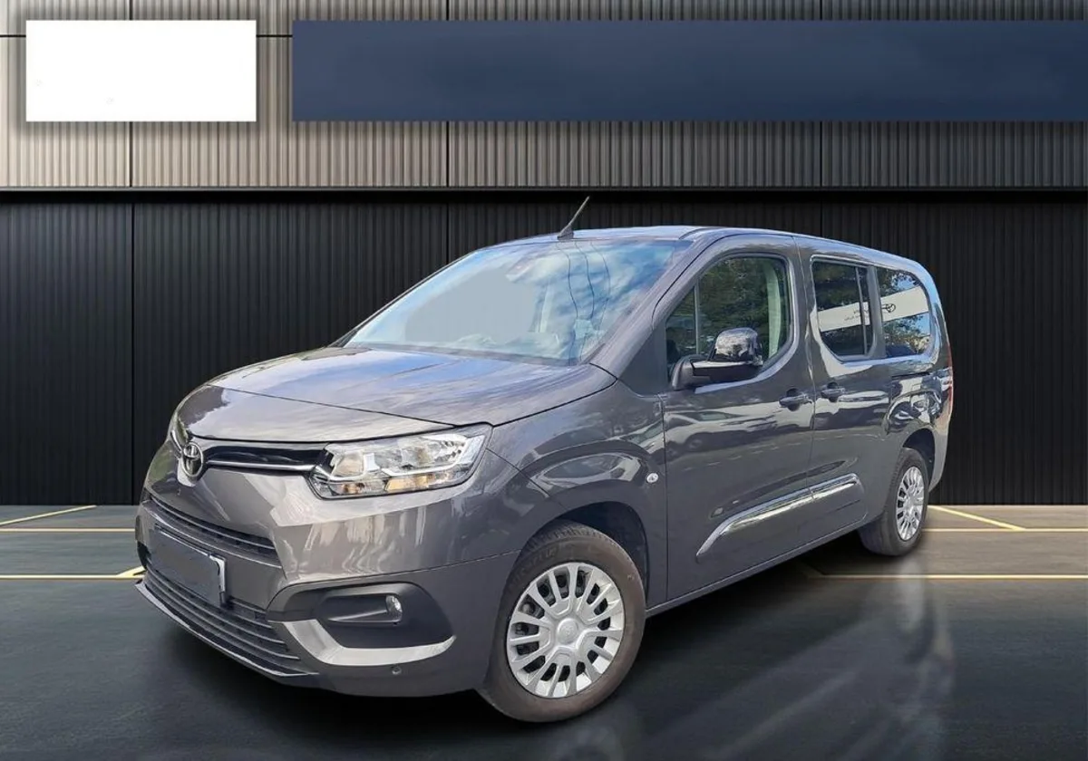 Toyota Proace City Proace City Verso Long 1.5 D-4D Business