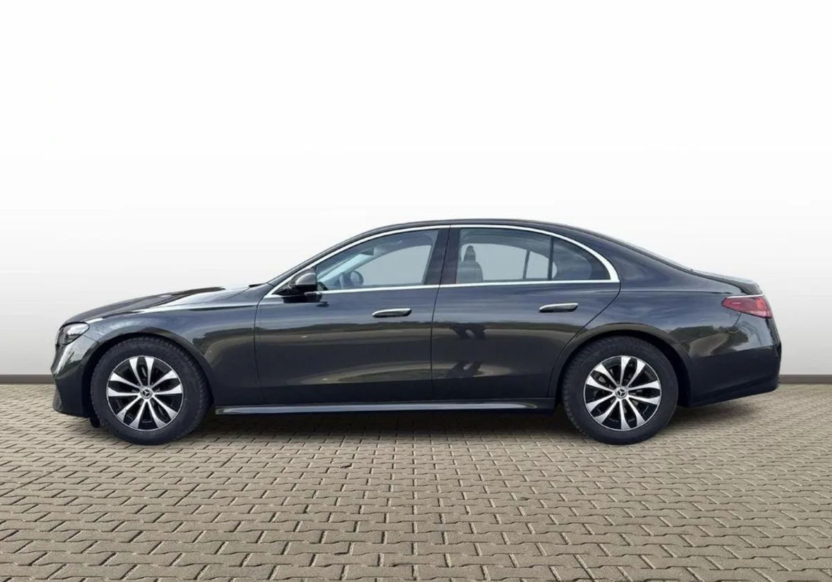 Mercedes-Benz Klasa E E 200 mHEV Avantgarde 9G-Tronic