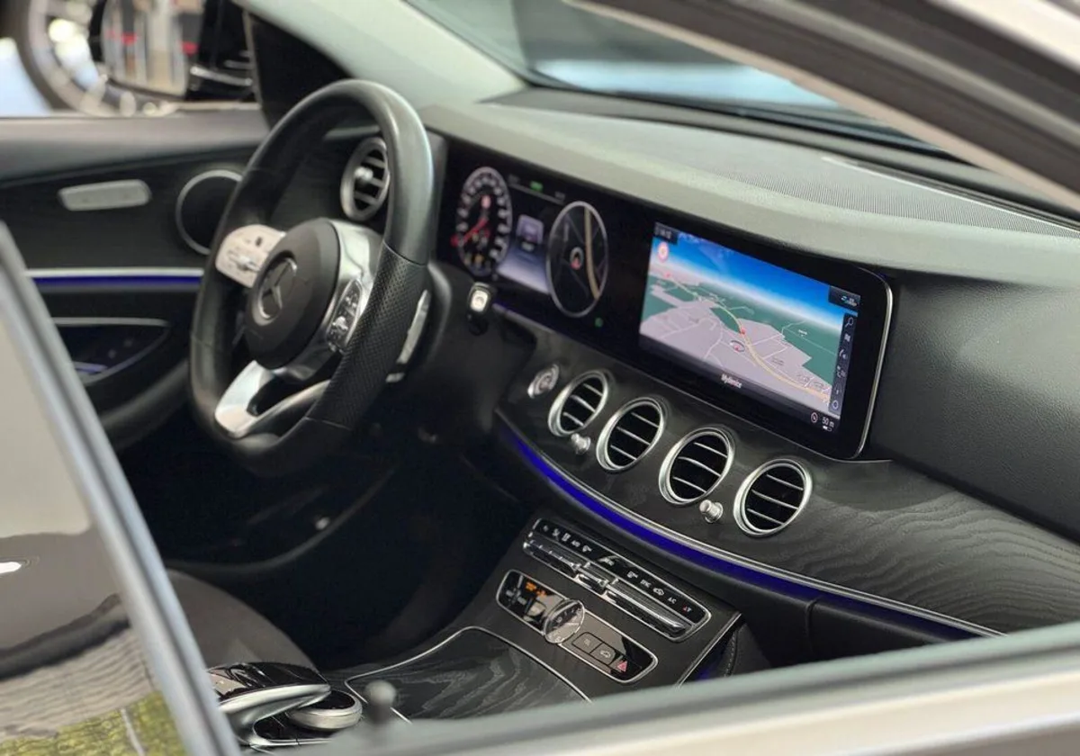 Mercedes-Benz Klasa E E 200 4-Matic 9G-TRONIC