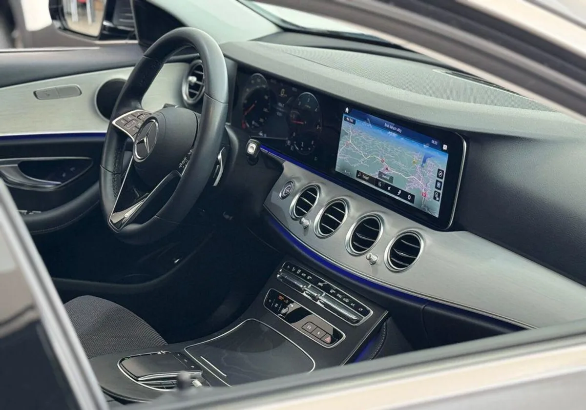 Mercedes-Benz Klasa E E 220 d 4-Matic AMG/Avantgarde