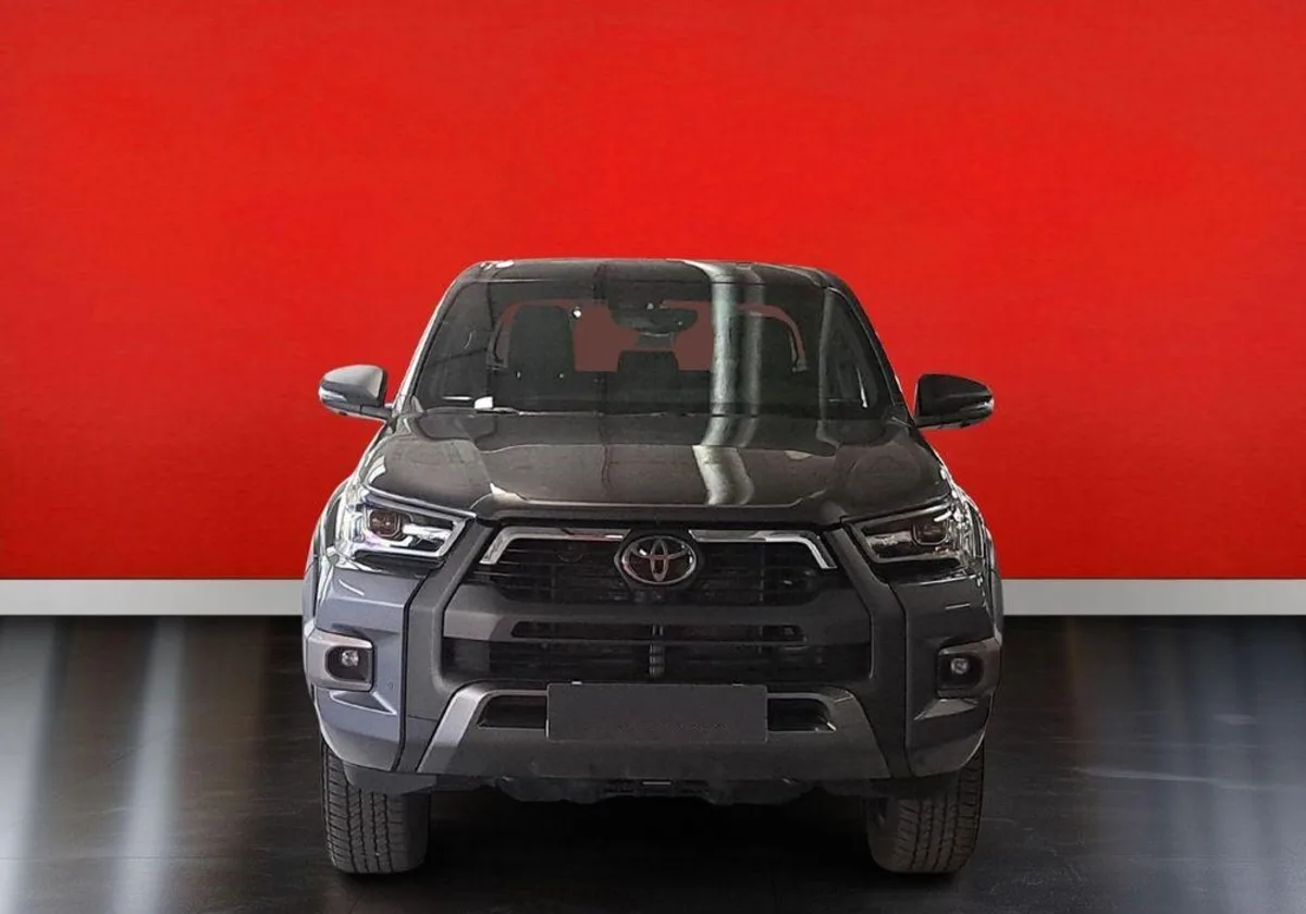 Toyota Hilux Hilux 2.8 D-4D Double Cab Invincible 4x4 aut