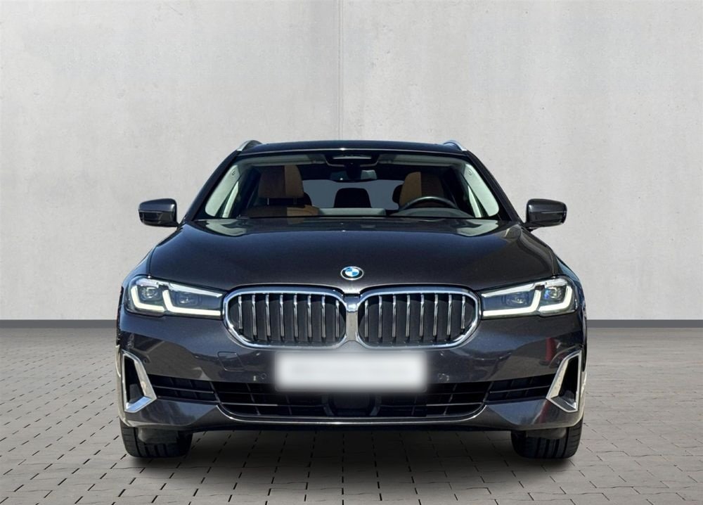 BMW Seria 5 530d xDrive mHEV aut