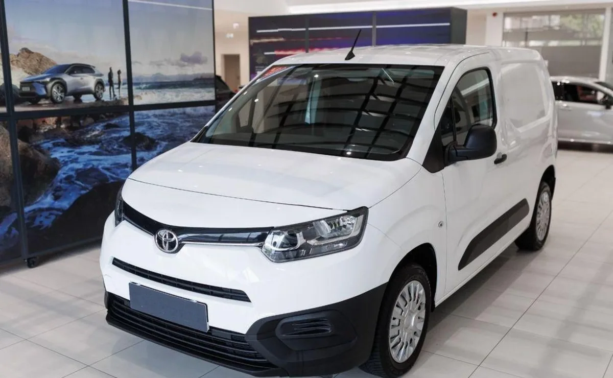 Toyota Proace City Proace City 1.5 D-4D Standard 2,3t Active