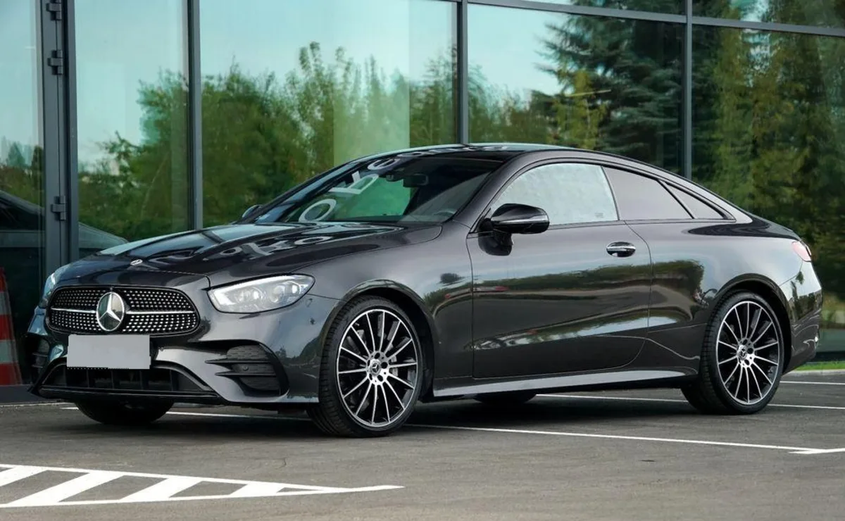 Mercedes-Benz Klasa E E 300 Coupe AMG