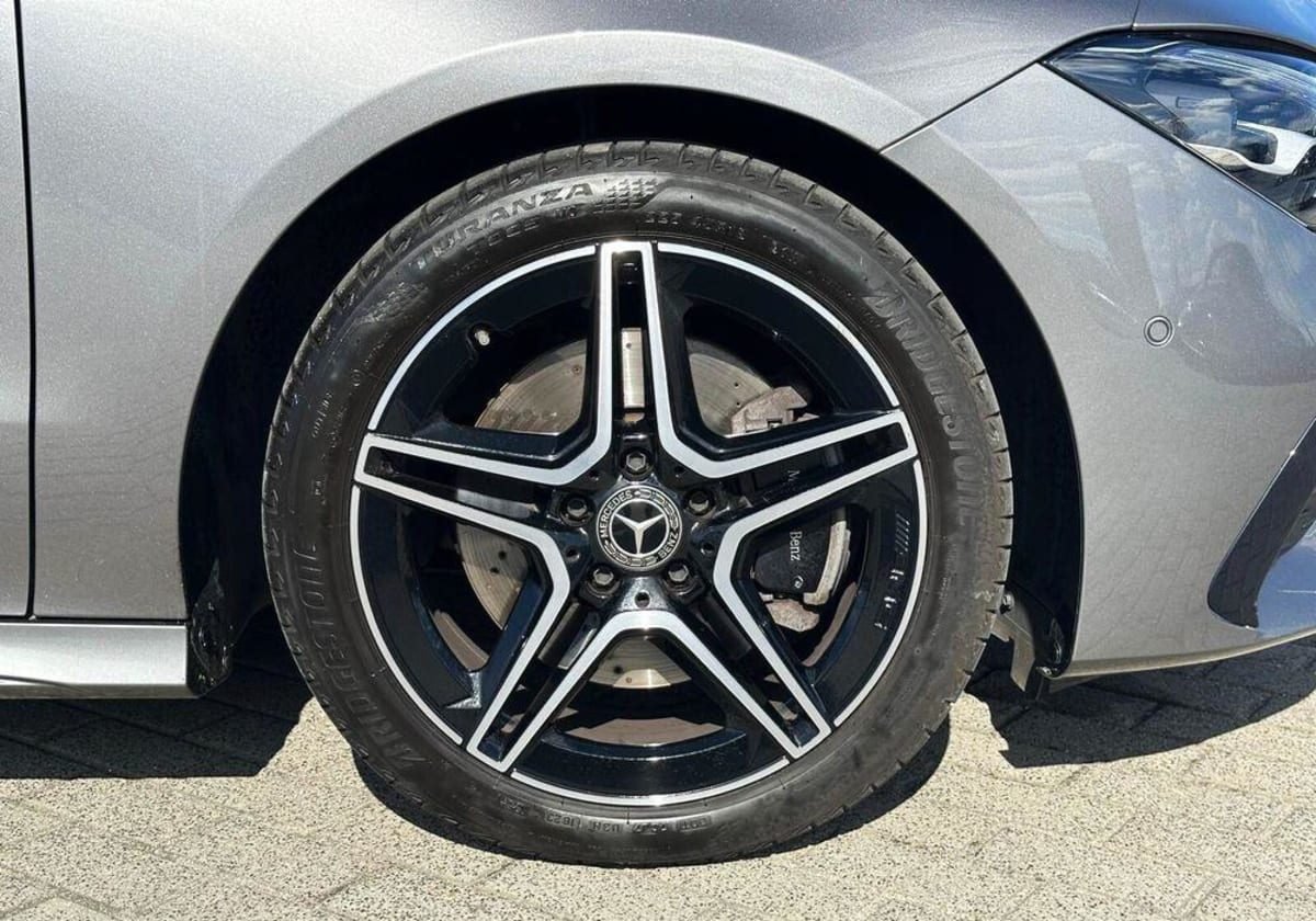 Mercedes-Benz CLA CLA 200 AMG Line 7G-DCT