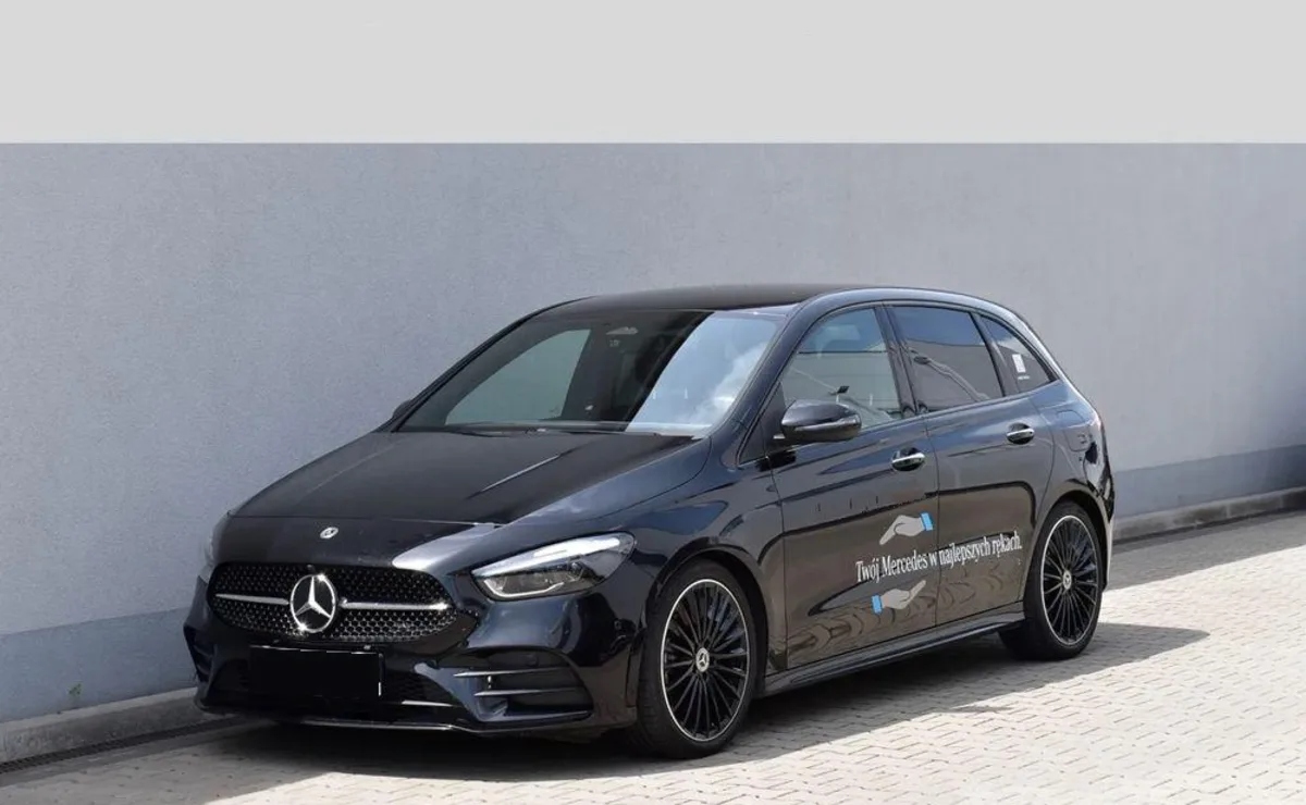 Mercedes-Benz Klasa B B 220 4-Matic mHEV AMG Line 8G-DCT