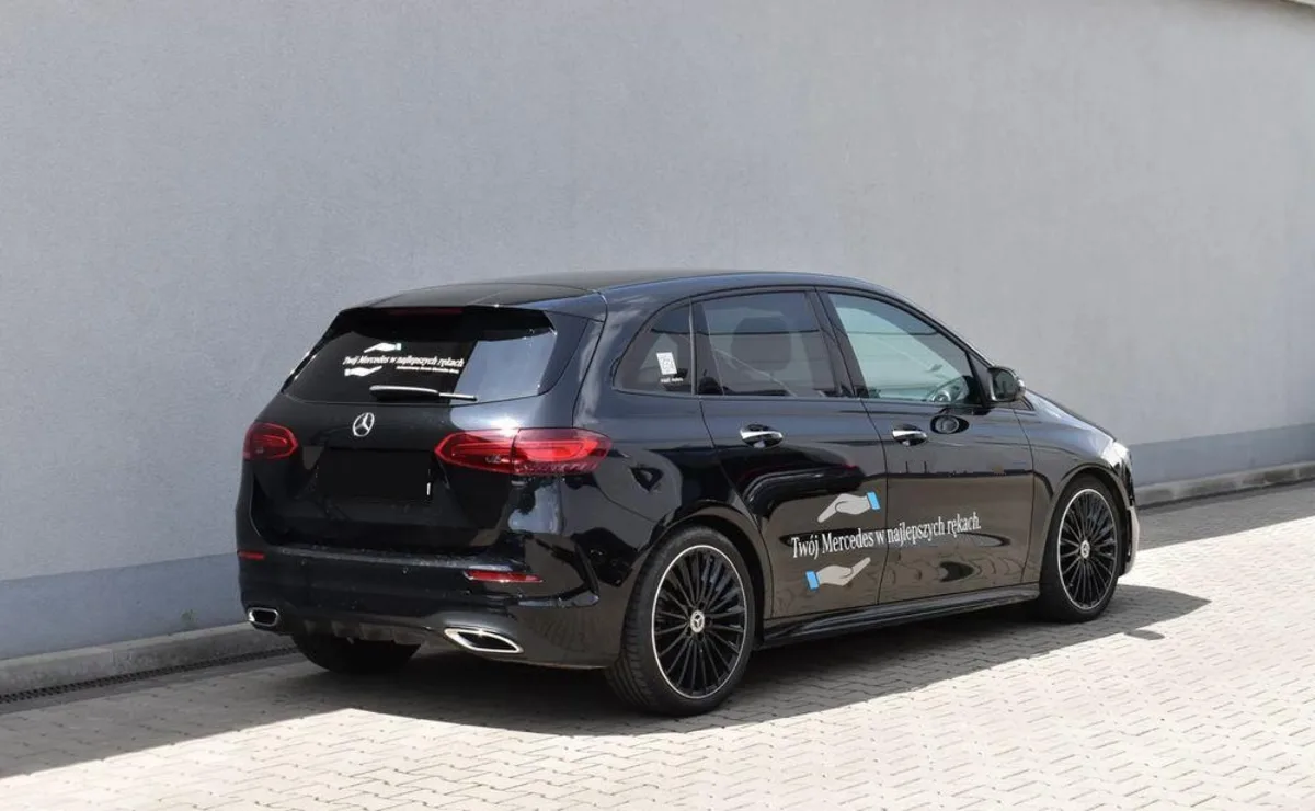 Mercedes-Benz Klasa B B 220 4-Matic mHEV AMG Line 8G-DCT