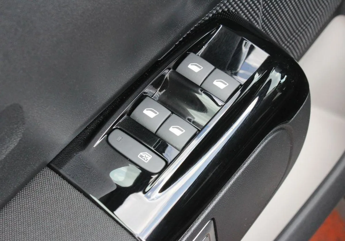 Citroen C3 C3 1.2 PureTech Max EAT6