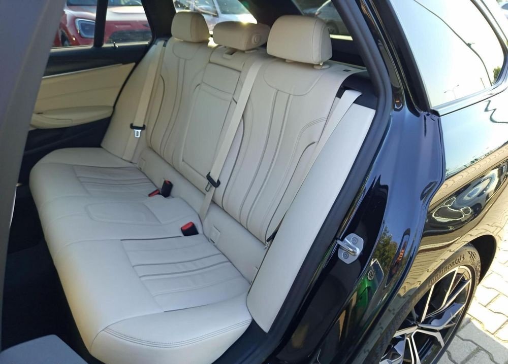 BMW Seria 5 520d xDrive mHEV aut