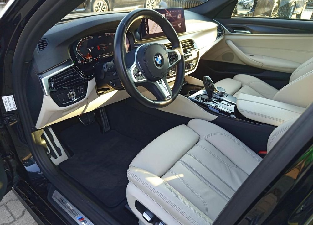 BMW Seria 5 520d xDrive mHEV aut