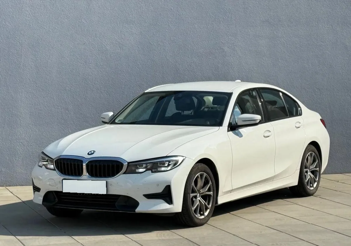 BMW Seria 3 318i Sport Line aut