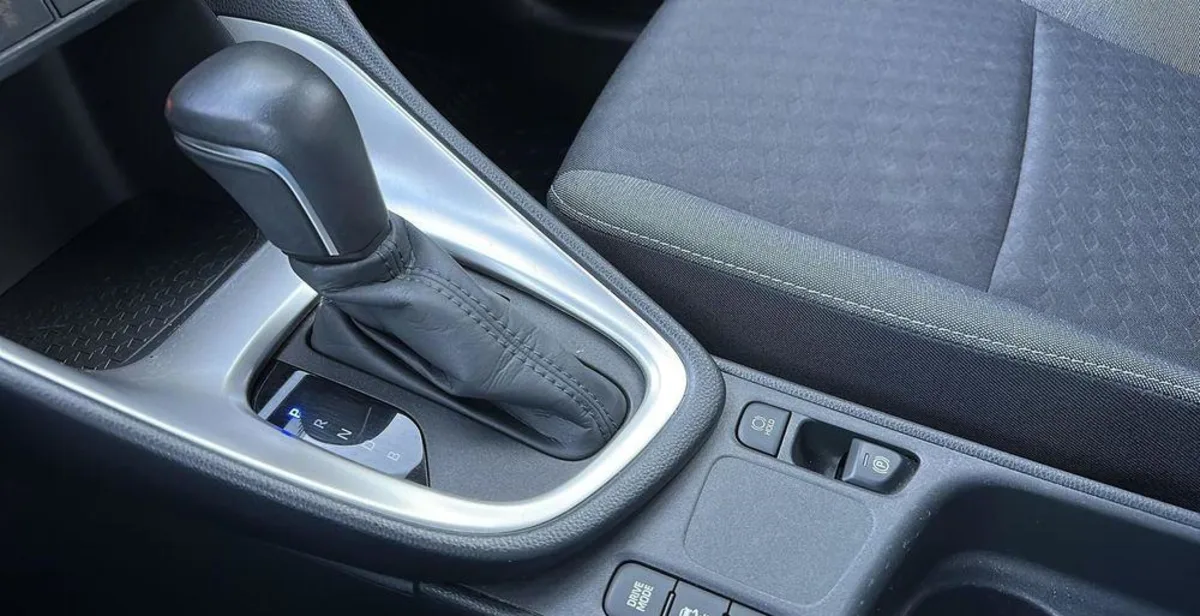 Toyota Yaris Yaris Hybrid 1.5 Comfort