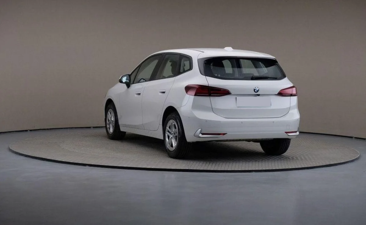 BMW Seria 2 218i sport-aut